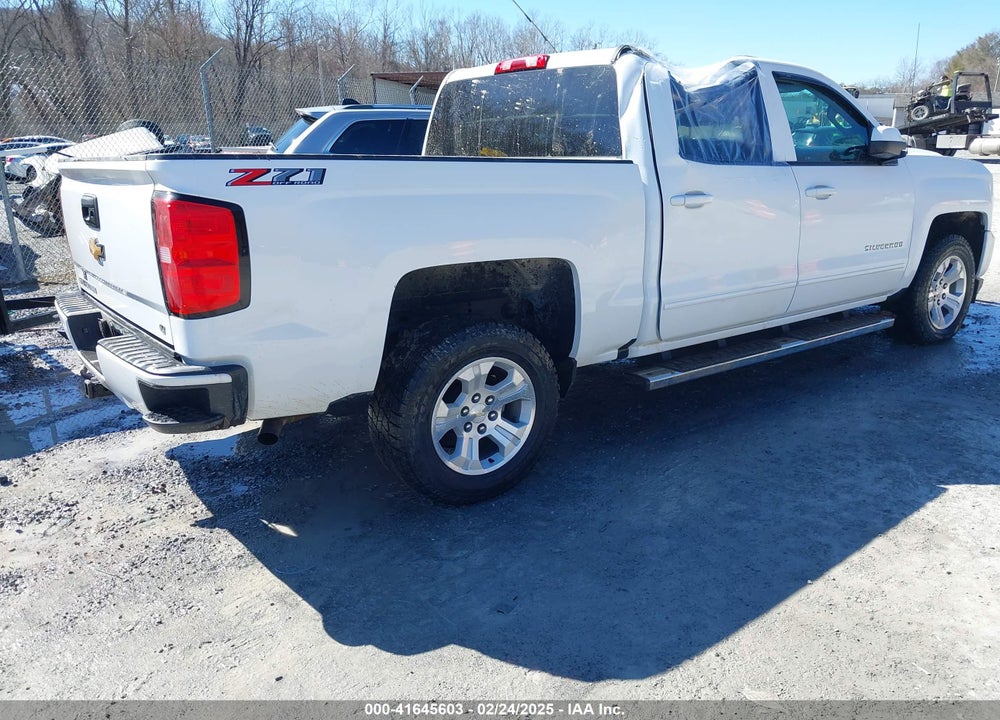 2018 CHEVROLET SILVERADO 1500 VIN: 3GCUKREC2JG220546