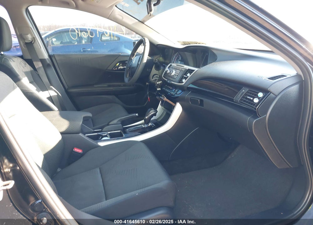 2016 HONDA ACCORD LX VIN: 1HGCR2F32GA150407
