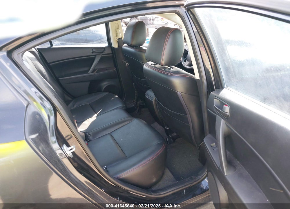 2011 MAZDA 3 I SPORT VIN: JM1BL1UF4B1481808