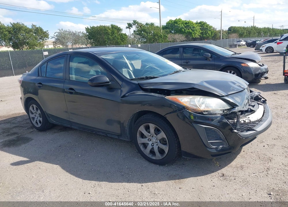2011 MAZDA 3 I SPORT VIN: JM1BL1UF4B1481808