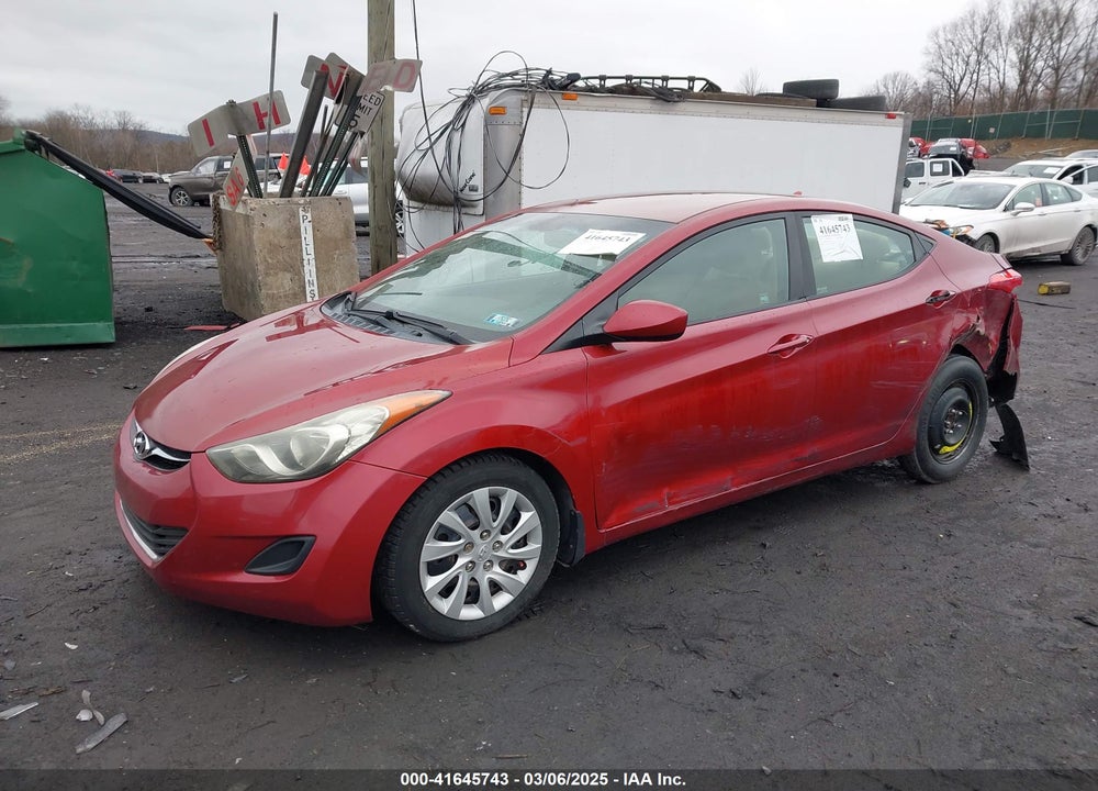 2013 HYUNDAI ELANTRA VIN: 5NPDH4AE7DH185314