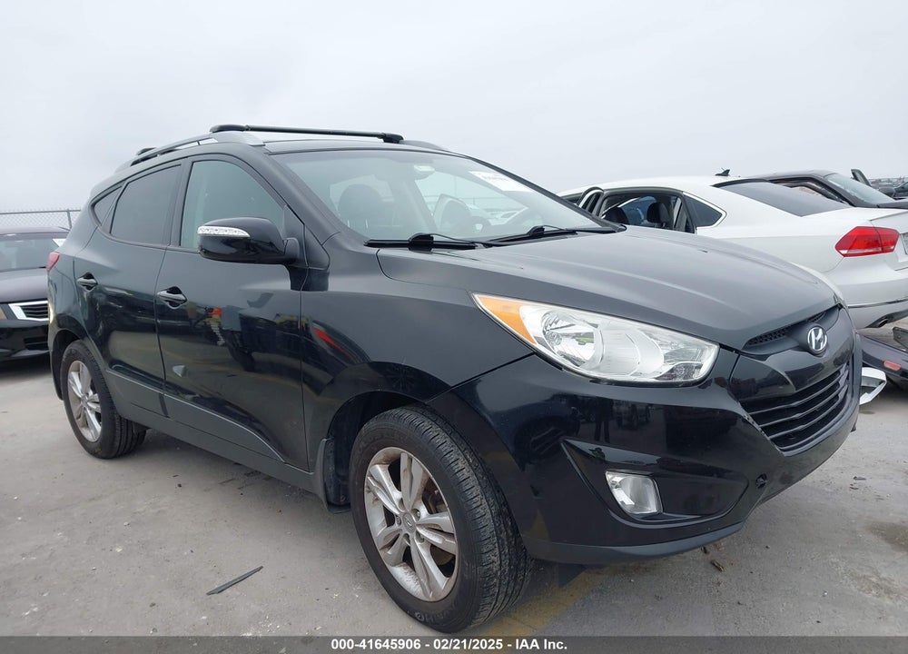 2013 HYUNDAI TUCSON GLS VIN: KM8JUCAC7DU557212
