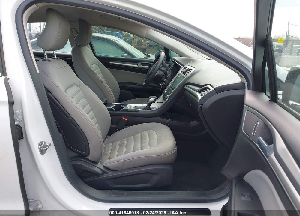 2015 FORD FUSION VIN: 3FA6P0G71FR208346