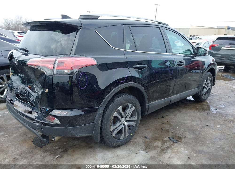 2017 TOYOTA RAV4 LE VIN: 2T3BFREV2HW676327