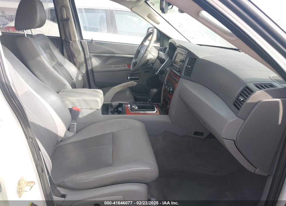 2005 JEEP GRAND CHEROKEE LIMITED VIN: 1J8HR58295C671581