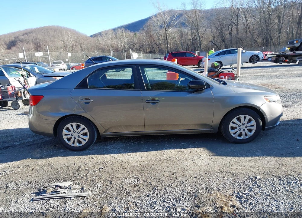 2012 KIA FORTE EX VIN: KNAFU4A21C5637957