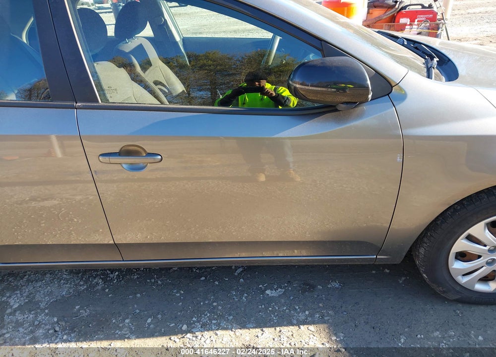 2012 KIA FORTE EX VIN: KNAFU4A21C5637957