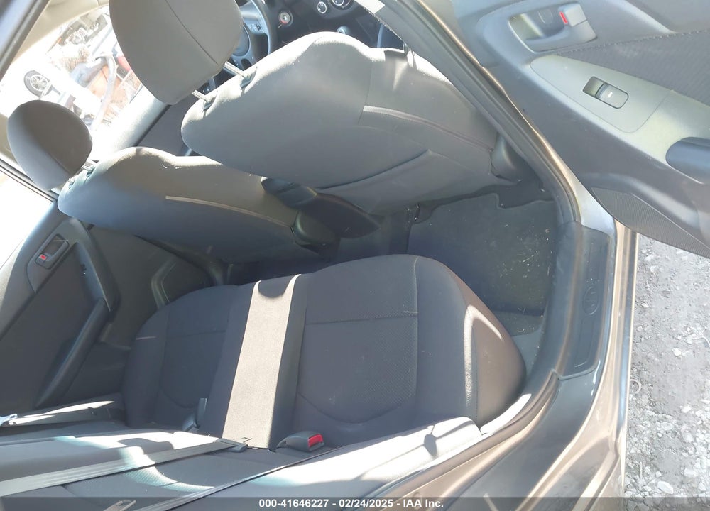 2012 KIA FORTE EX VIN: KNAFU4A21C5637957