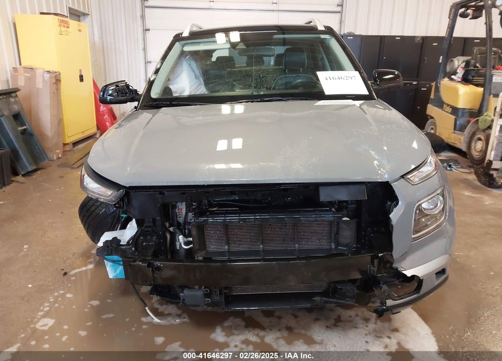 2022 HYUNDAI VENUE VIN: KMHRC8A37NU174410