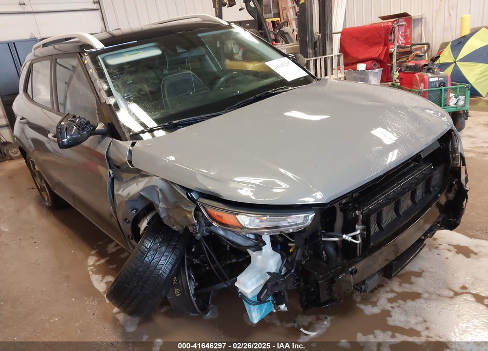 2022 HYUNDAI VENUE VIN: KMHRC8A37NU174410