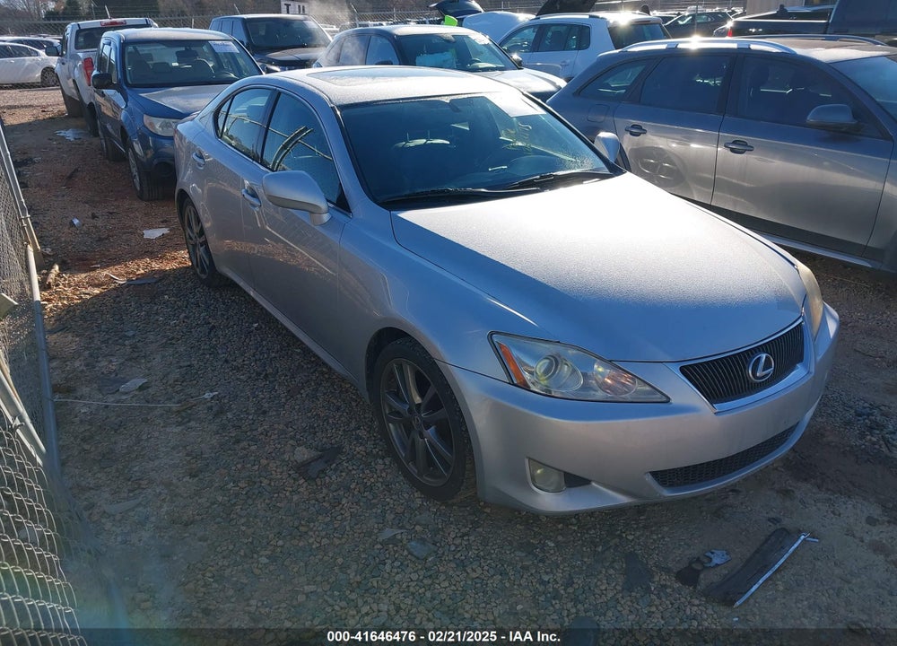 2008 LEXUS IS 350 VIN: JTHBE262985021585