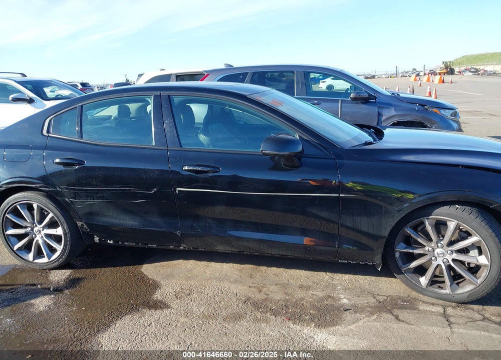 2019 VOLVO S60 VIN: 7JRA22TK0KG013107