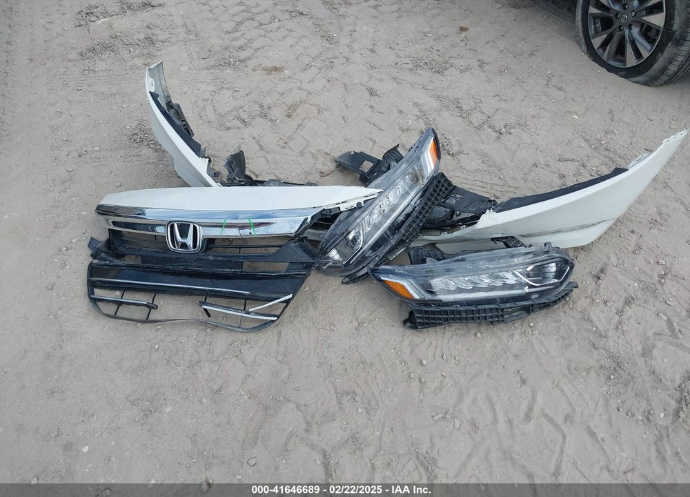 2022 HONDA ACCORD VIN: 1HGCV1F18NA071017