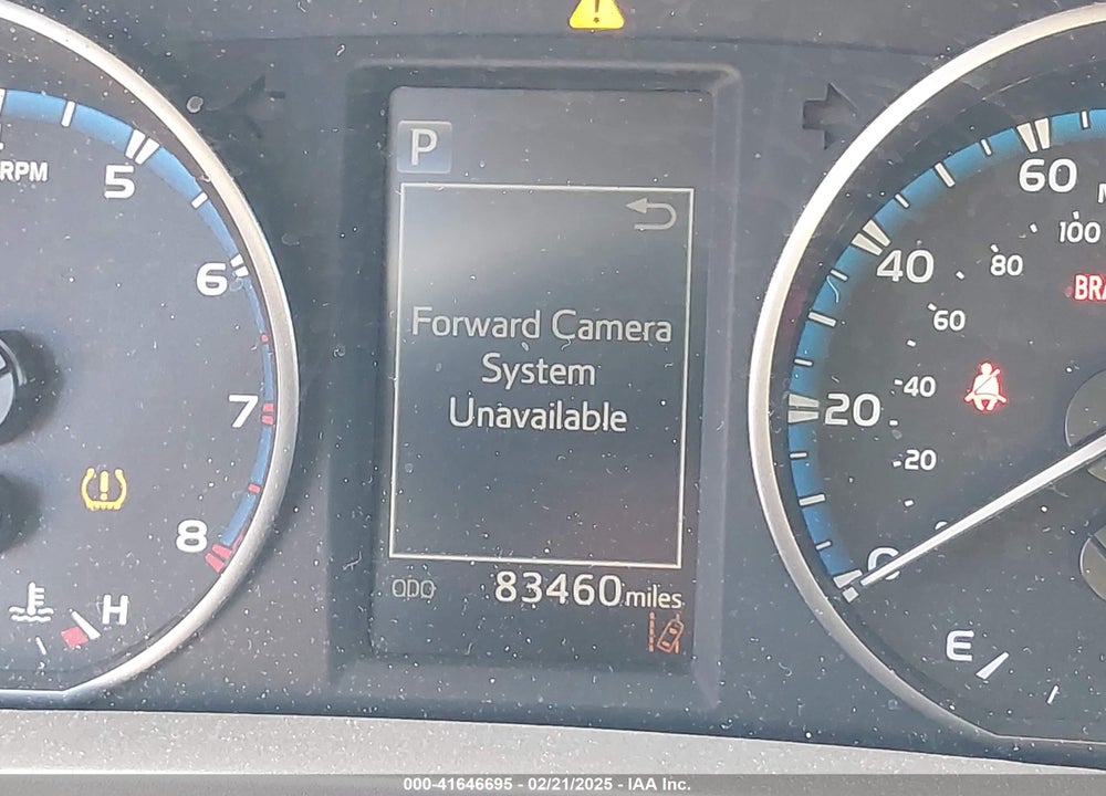 2018 TOYOTA RAV4 XLE VIN: 2T3WFREV9JW484183