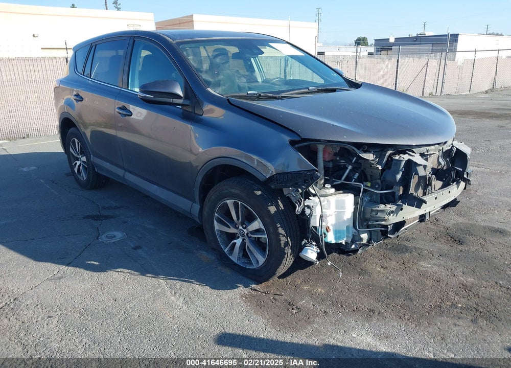 2018 TOYOTA RAV4 XLE VIN: 2T3WFREV9JW484183