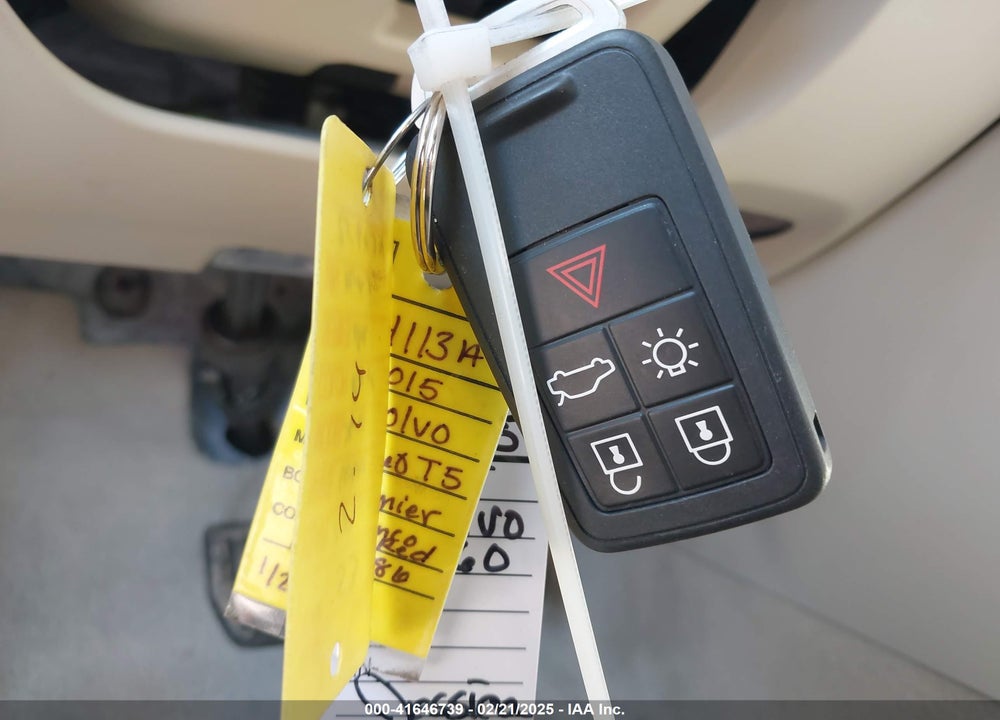 2015 VOLVO S60 VIN: YV1612TK4F1345786