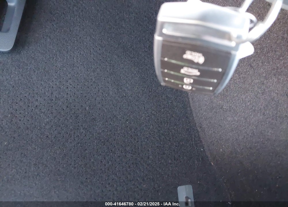 2020 GENESIS G70 VIN: KMTG44LA7LU045367