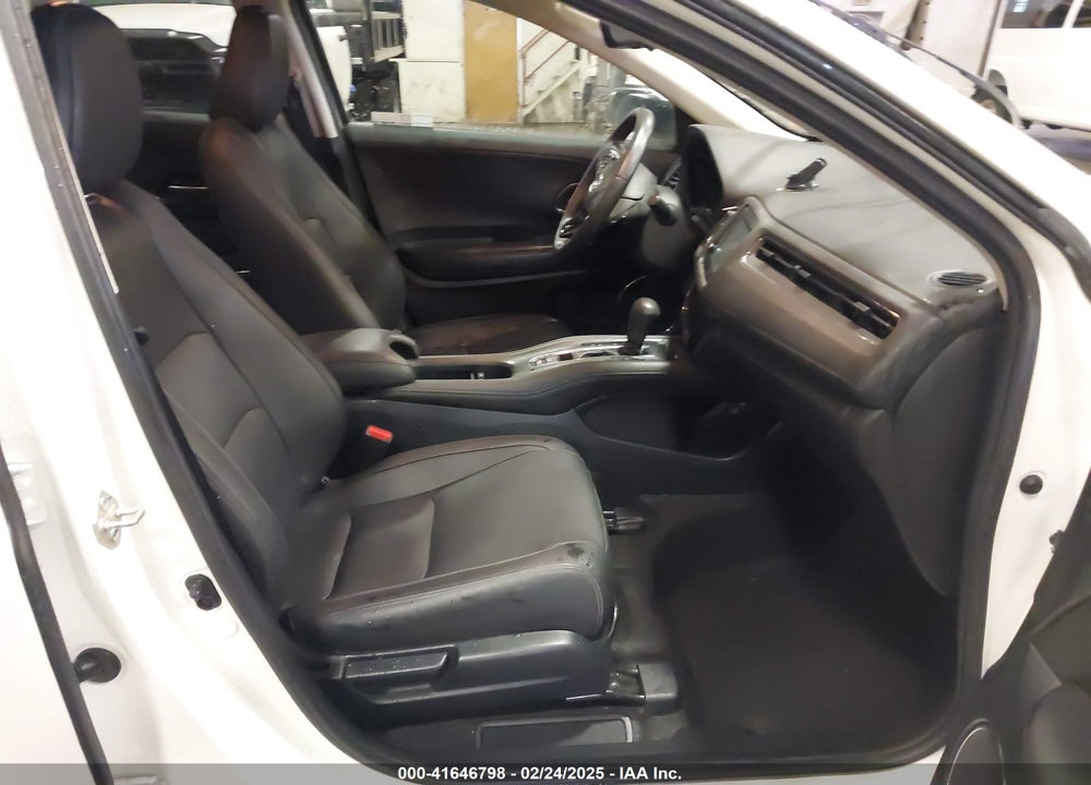 2019 HONDA HR-V TOURING VIN: 3CZRU6H93KM710389