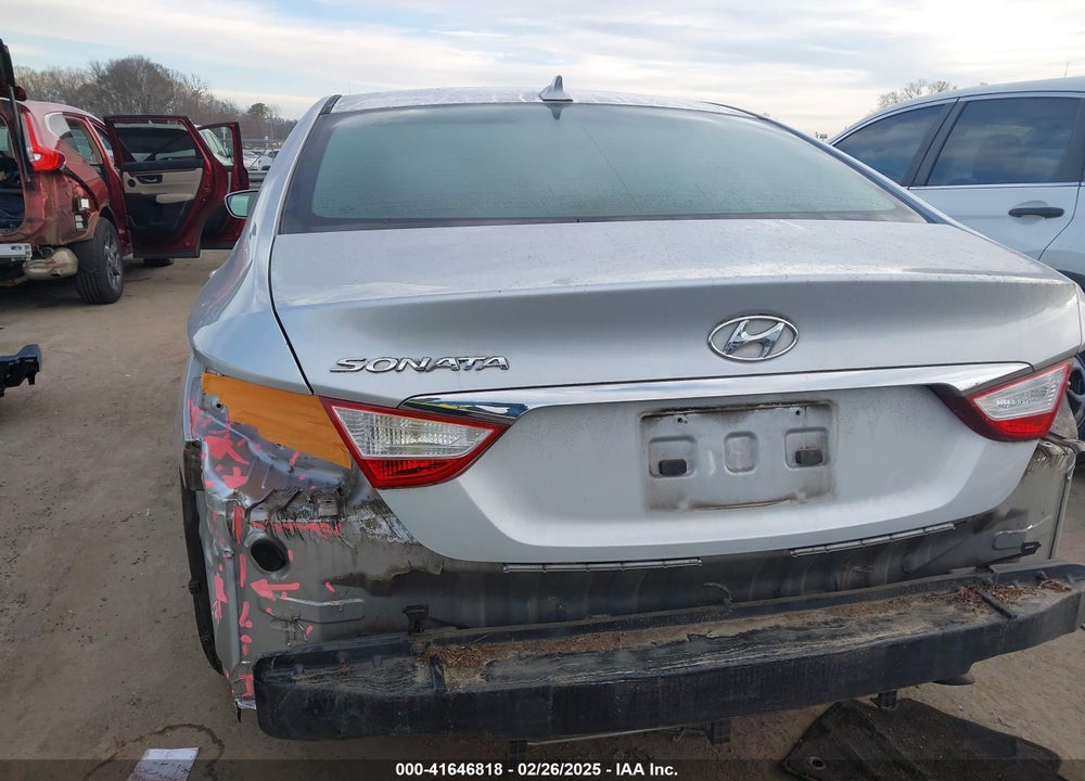 2013 HYUNDAI SONATA VIN: 5NPEB4AC4DH539357
