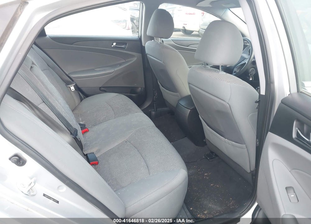 2013 HYUNDAI SONATA VIN: 5NPEB4AC4DH539357
