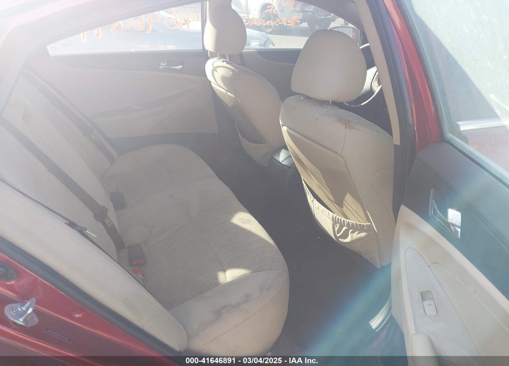 2014 HYUNDAI SONATA VIN: 5NPEB4AC3EH947284