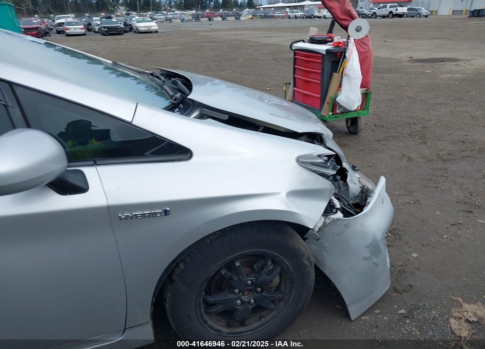 2015 TOYOTA PRIUS VIN: JTDKN3DU4F1905479