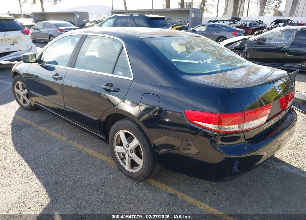 2003 HONDA ACCORD VIN: JHMCM566X3C032868