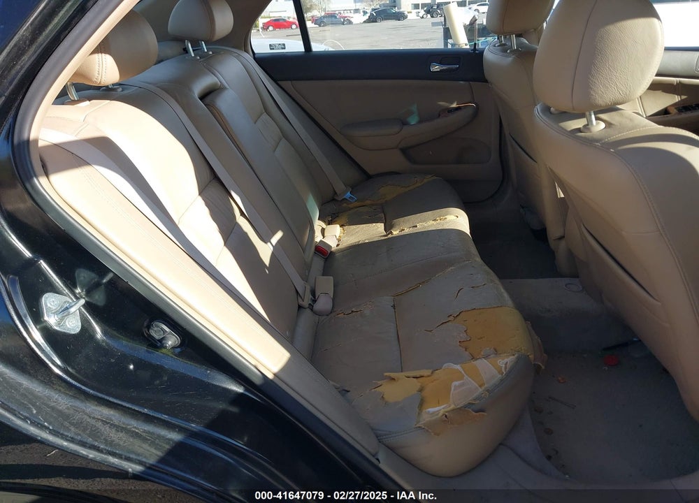 2003 HONDA ACCORD VIN: JHMCM566X3C032868