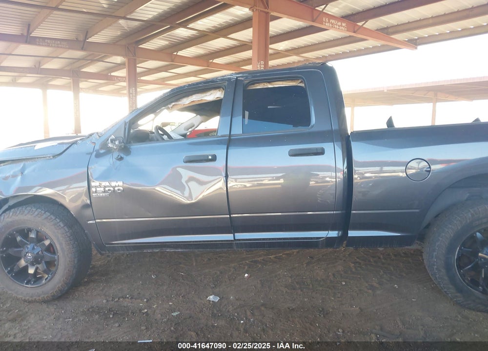 2019 RAM 1500 CLASSIC VIN: 1C6RR6FG5KS516163