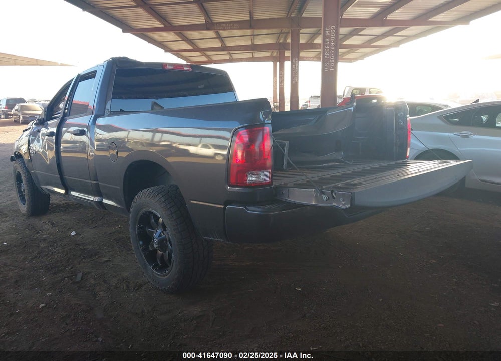 2019 RAM 1500 CLASSIC VIN: 1C6RR6FG5KS516163