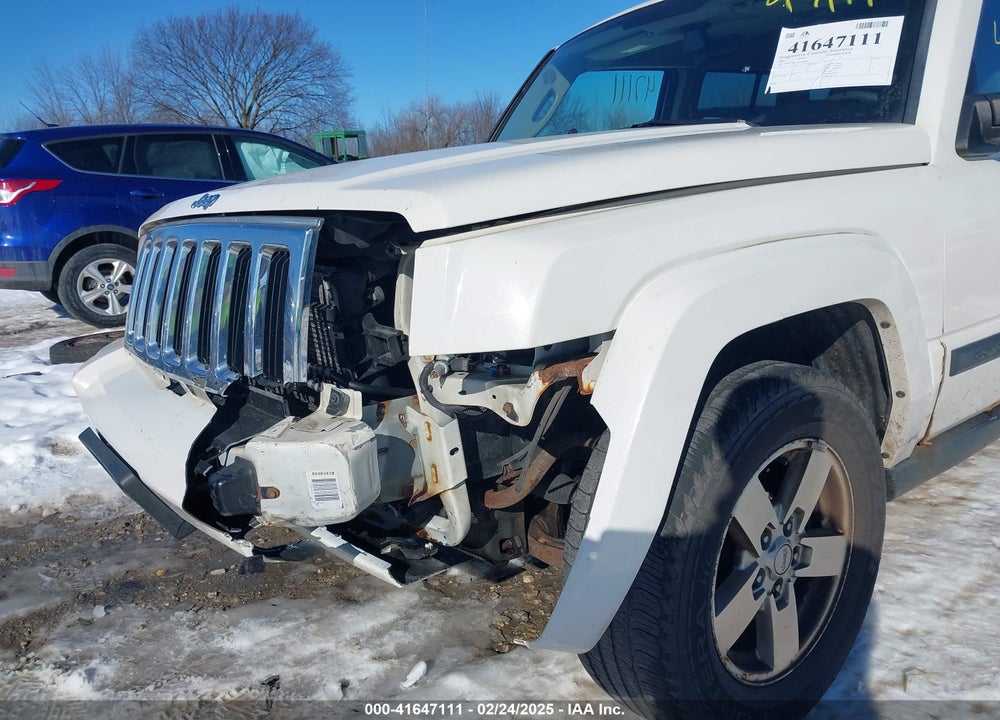 2007 JEEP COMMANDER VIN: 1J8HG48K77C594096