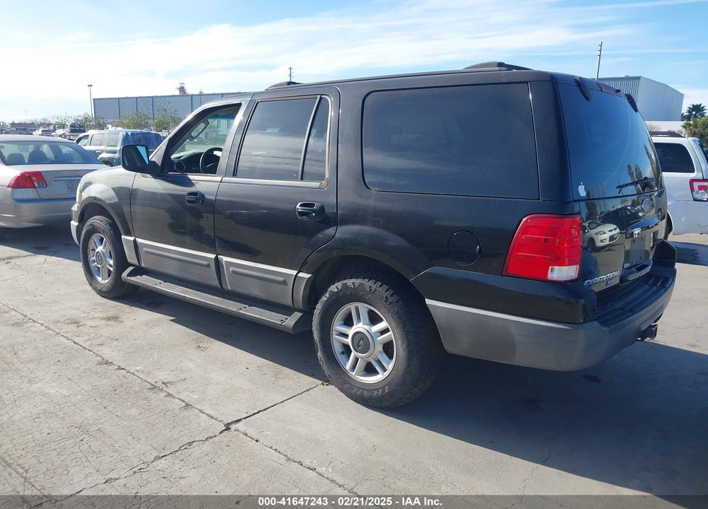 2003 FORD EXPEDITION XLT VIN: 1FMRU15W53LA14411