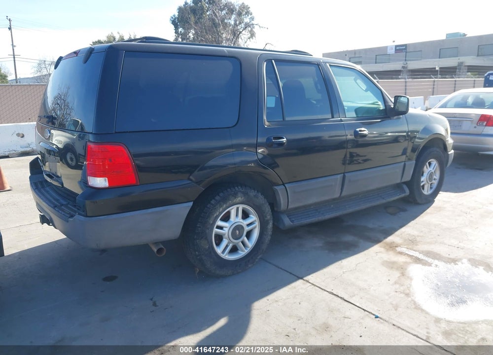 2003 FORD EXPEDITION XLT VIN: 1FMRU15W53LA14411