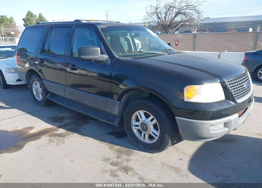 2003 FORD EXPEDITION XLT VIN: 1FMRU15W53LA14411