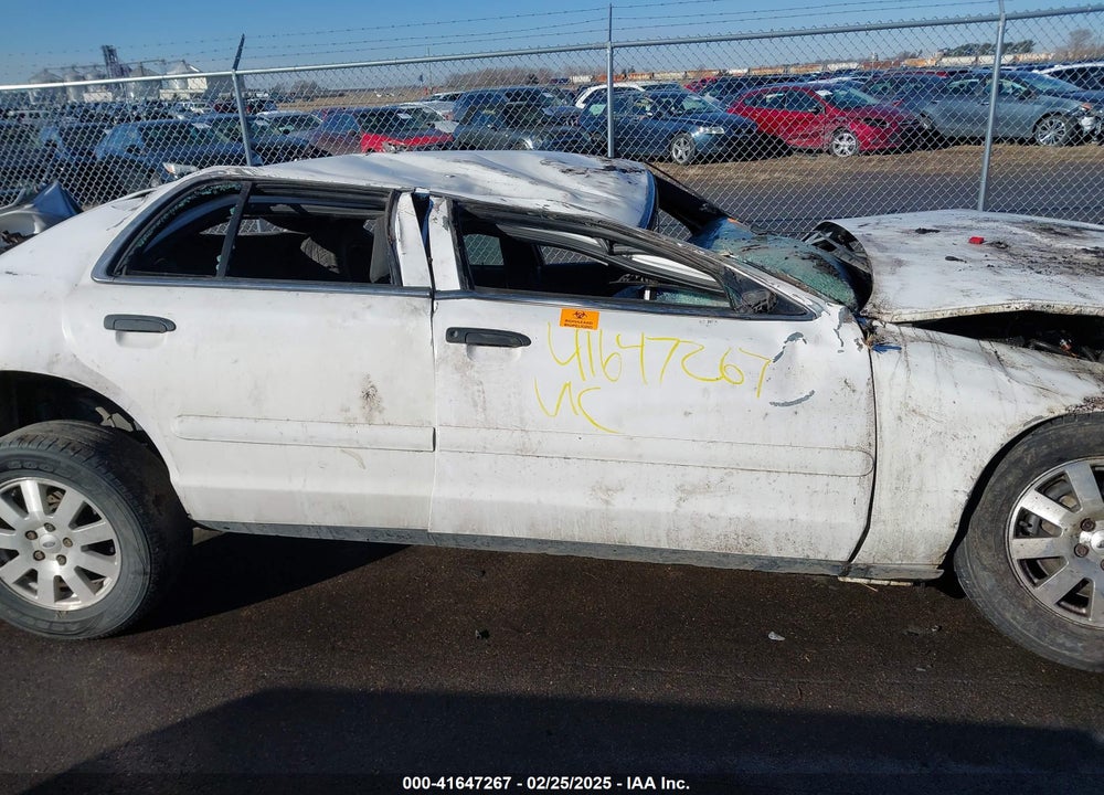 2008 FORD CROWN VICTORIA VIN: 2FAFP71V48X156814