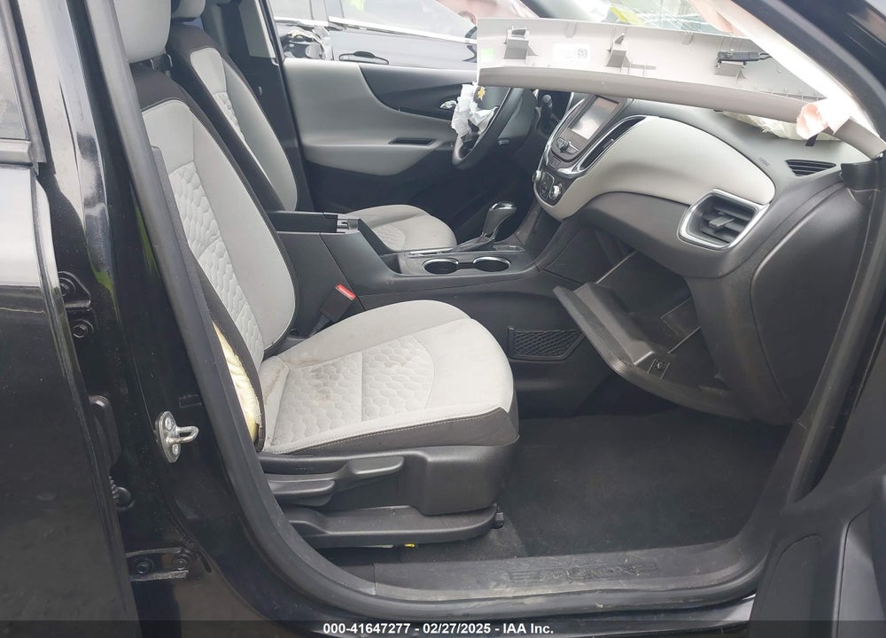 2018 CHEVROLET EQUINOX VIN: 2GNAXREV4J6221013