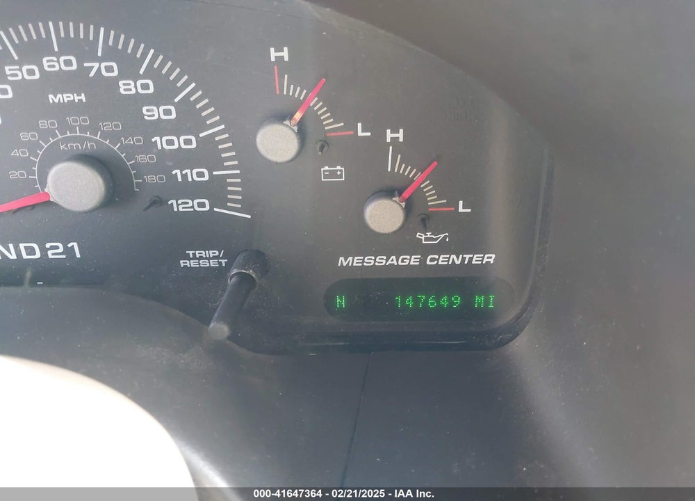 2004 FORD EXPEDITION EDDIE BAUER VIN: 1FMFU18L84LA44010