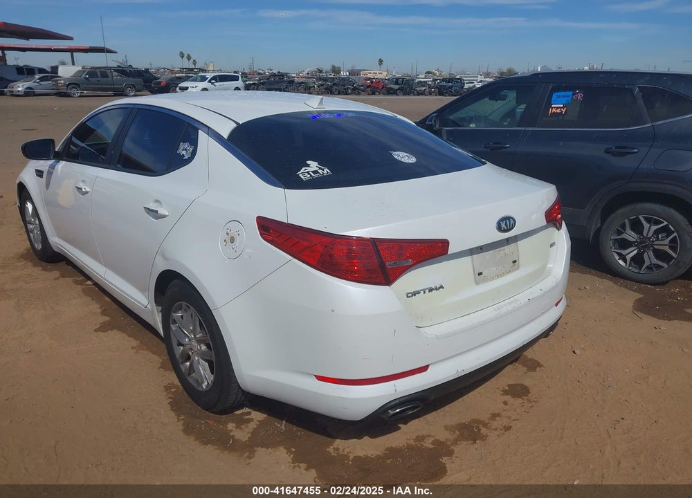 2013 KIA OPTIMA VIN: KNAGM4A74D5324824