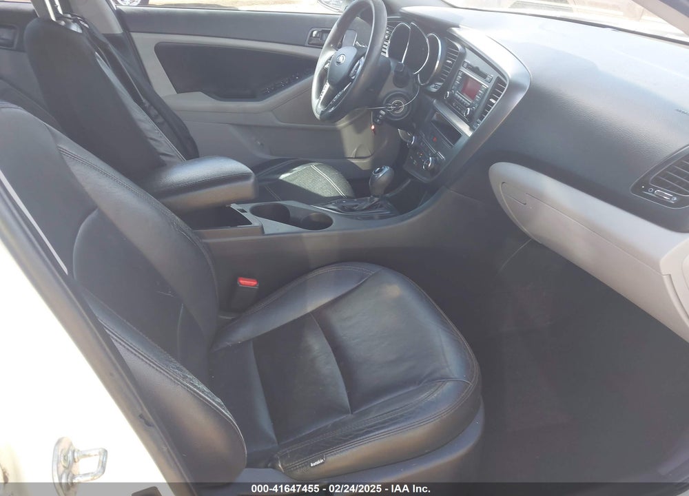 2013 KIA OPTIMA VIN: KNAGM4A74D5324824