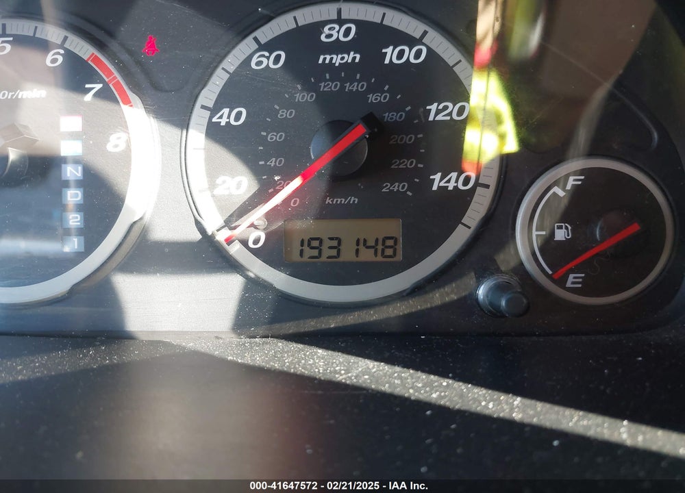 2003 HONDA CR-V LX VIN: JHLRD784X3C033539