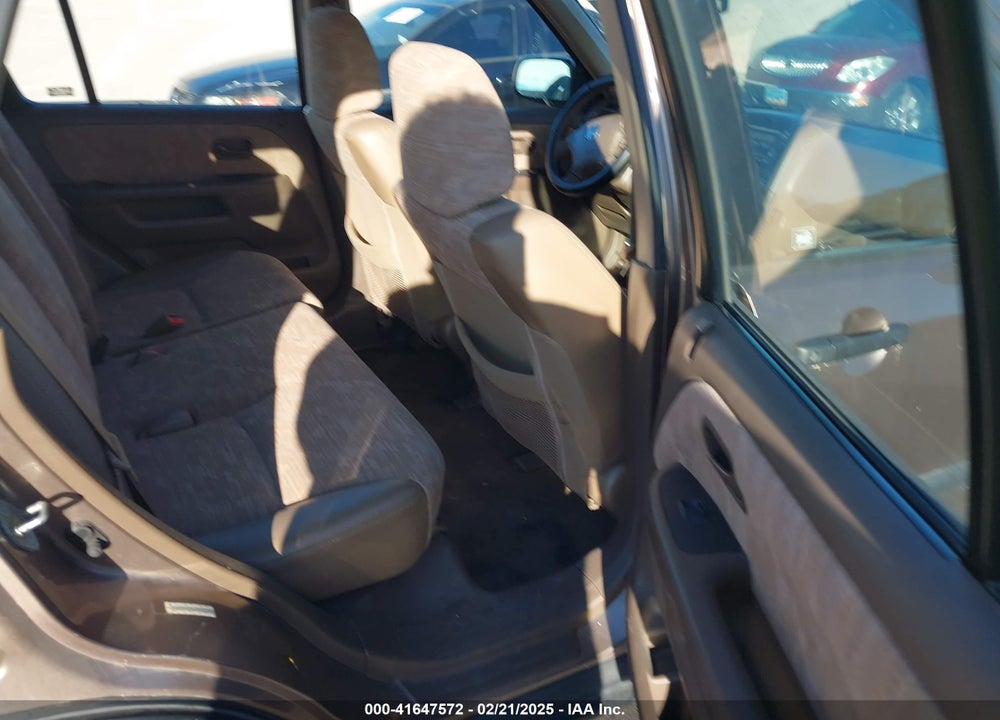 2003 HONDA CR-V LX VIN: JHLRD784X3C033539