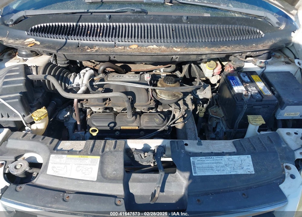 2005 CHRYSLER TOWN & COUNTRY TOURING VIN: 2C4GP54L05R586885