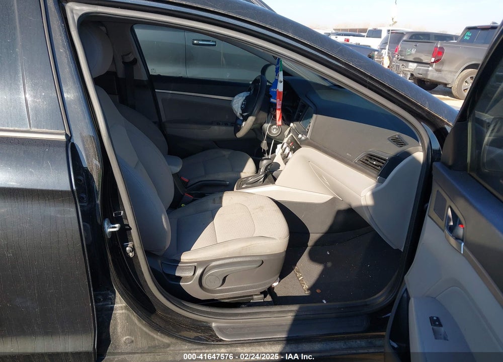 2019 HYUNDAI ELANTRA SEL VIN: KMHD84LF8KU730344