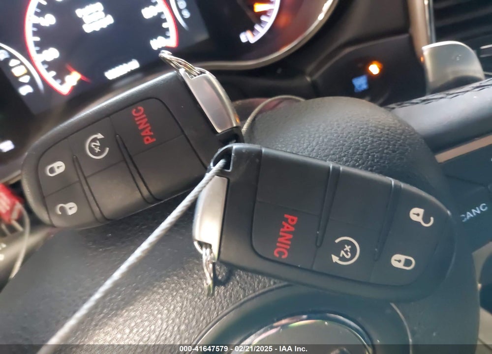 2014 JEEP GRAND CHEROKEE LAREDO VIN: 1C4RJFAG2EC472192