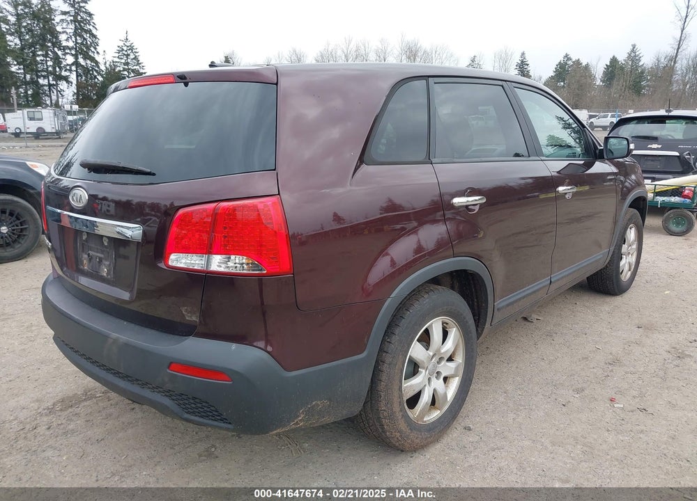 2012 KIA SORENTO LX VIN: 5XYKT3A17CG273296