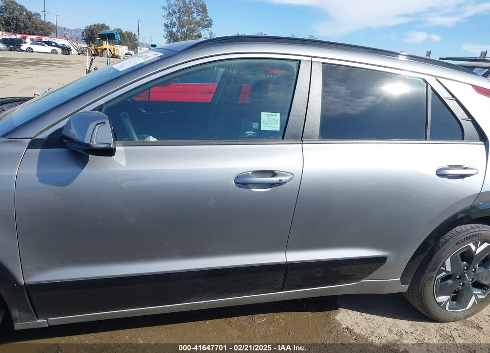 2023 KIA NIRO EV WIND VIN: KNDCR3L13P5045942