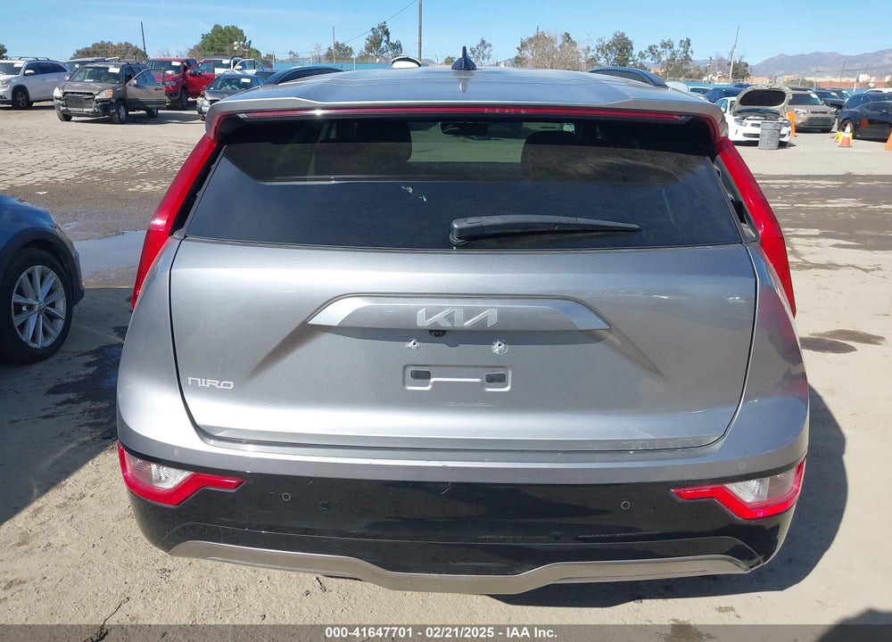 2023 KIA NIRO EV WIND VIN: KNDCR3L13P5045942