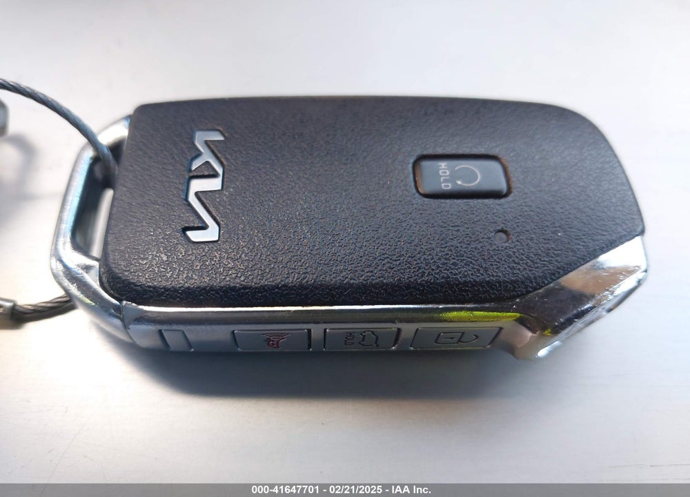 2023 KIA NIRO EV WIND VIN: KNDCR3L13P5045942