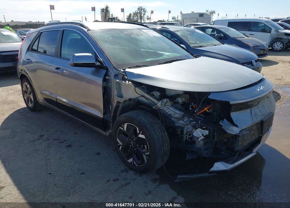2023 KIA NIRO EV WIND VIN: KNDCR3L13P5045942
