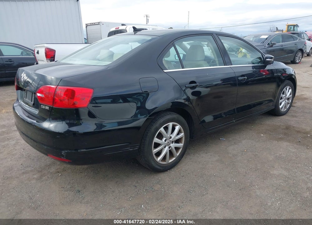 2013 VOLKSWAGEN JETTA 2.5L SE VIN: 3VWDP7AJXDM355304